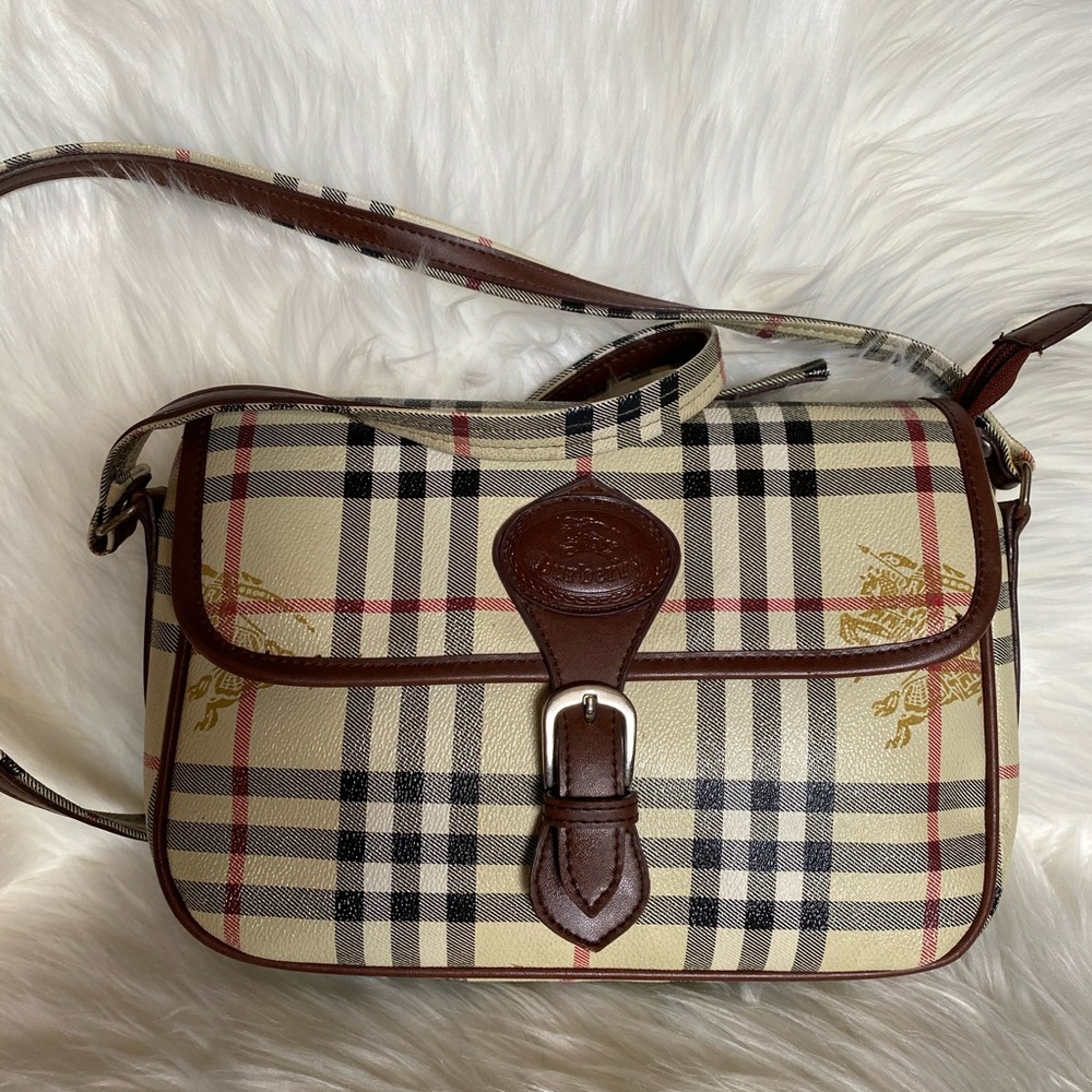 Vintage Burberry sling bag